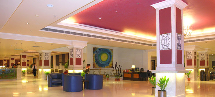 The Piccadily Hotel Lucknow Interior photo